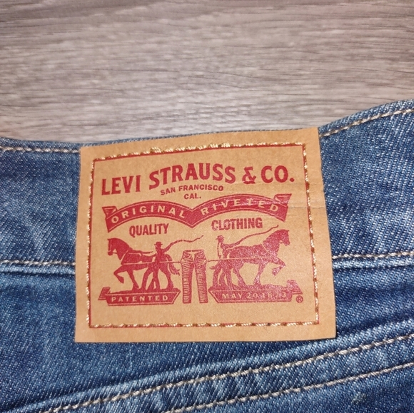 Levi's bedazzled jean skirt - Picture 8 of 9